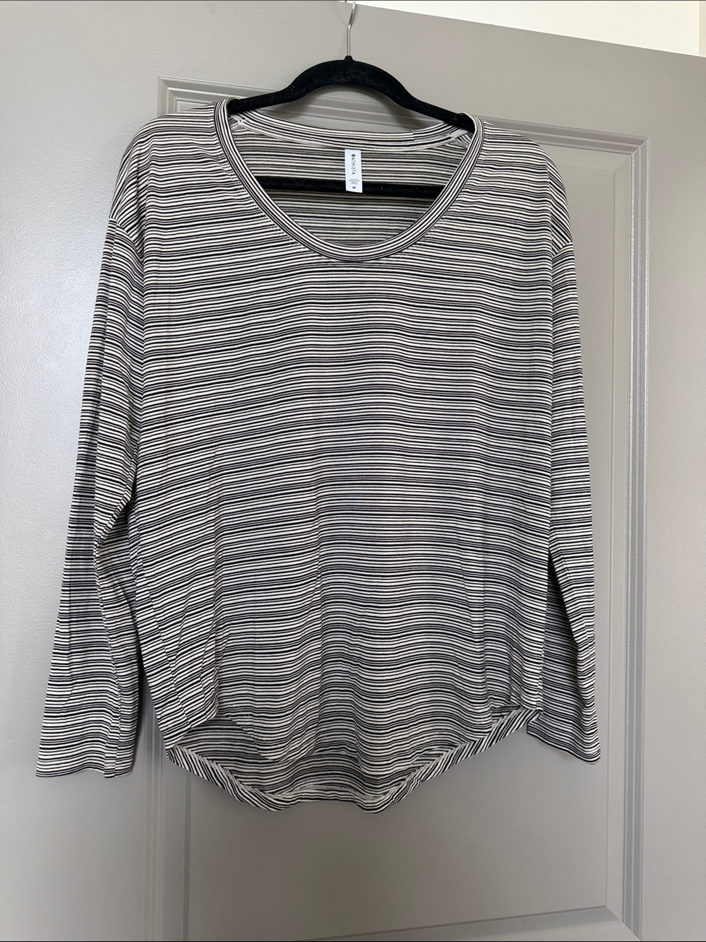 Athleta Long Sleeve Tee Striped Size Medium
